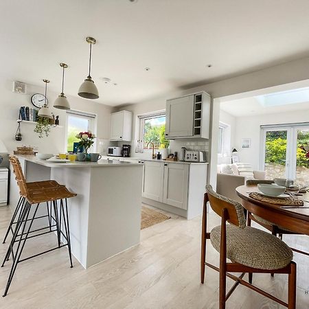 Seafeathers - Luxury Holiday Home With Sea Views Overcombe 外观 照片